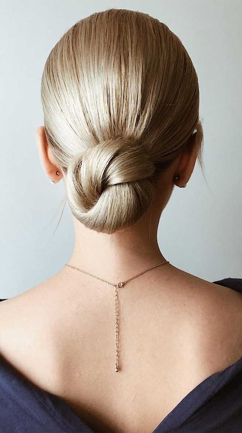 sleek wedding updos, bridal hairstyle, best wedding hairstyles 2020 #weddinghairstyles #bridalupdo Sleek Wedding Updo, Sleek Wedding Hairstyles, Wedding Updos, Sleek Updo, Bridal Hair Updo, Best Wedding Hairstyles, Latest Hair, Hair Do, Low Bun