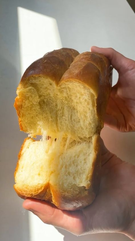 French Brioche Bread - Matt Adlard Best Brioche Bread Recipe, How To Make Toast Bread, How To Make Brioche Bread, How To Make A Bread, French Toast Bread Recipe, Bread Maker Brioche, Baking Class Ideas, Simple Sweet Bread, Easy Brioche Bread Recipe