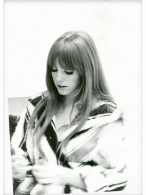 Pamela Courson, Pam Morrison, Jim Pam, 60s Icons, Bullet Journal Aesthetic, Indian Summer, Journal Aesthetic, Jim Morrison, Photoshoot Inspiration