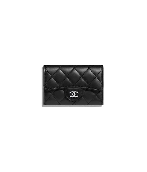 Tas Chanel, Gucci Brand, Chanel Tote, Cute Wallets, Chanel Official, Chanel Official Website, Classic Card, Chanel Wallet, Bags Designer Fashion