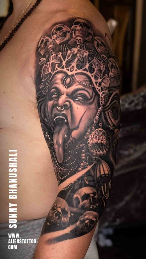 Intricate Realistic Kali tattoo by Sunny Bhanushali at Aliens Tattoo India Kali Tattoos, Maa Tattoo Designs, Aliens Tattoo, Yantra Tattoo, Kali Tattoo, Hindu Tattoos, Ma Tattoo, Z Tattoo, Buddha Tattoos