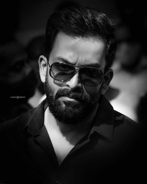 Ayyappanum Koshiyum, Prithviraj Sukumaran, Wow Image, Art Inspiration Ideas, Nature Iphone Wallpaper, Most Handsome Actors, Shiva Photos, Actor Picture, Actors Images