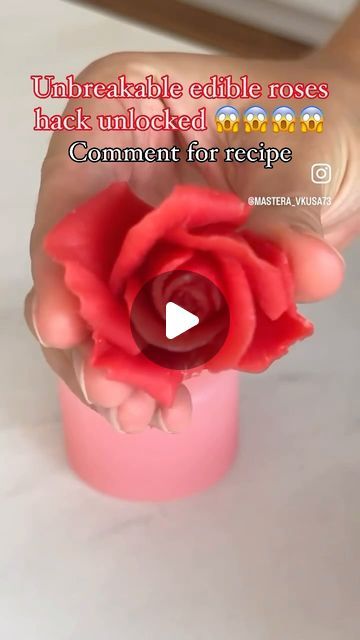 Edible Clay, Sweet Snap, Edible Flowers Cake, Fondant Flower Tutorial, Edible Roses, Making Fondant, Fondant Rose, Paste Recipe, Chocolate Roses