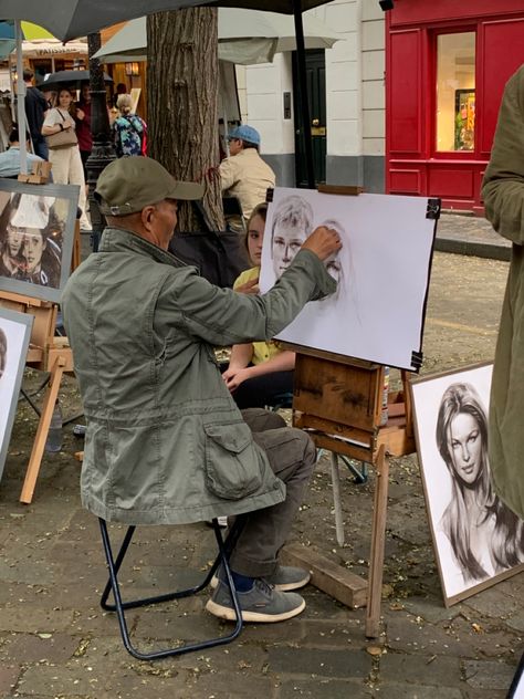 Mijas Spain, Life Drawing Pose, Artist Branding, Live Painting, Meaningful Art, Night Market, Street Artists, Drawing Poses, Life Drawing