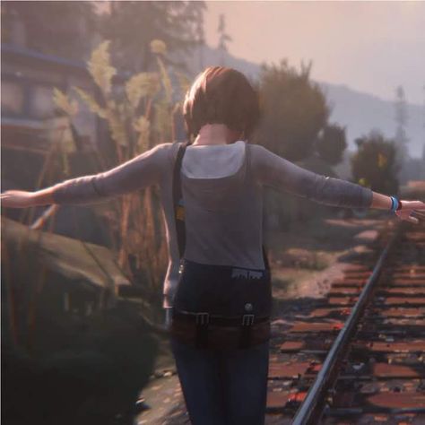 Life Is Strange Pfp, Interactive Story Games, Arcadia Bay, Life Is Strange 3, Max And Chloe, Chloe Price, Story Games, Instagram Layout, Doll Eyes