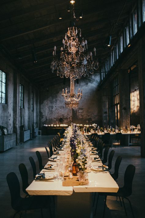 This Milanese wedding reception at Carlo e Camilla will take your breath away  | Image by LaTo Photography Black Wedding Decorations, Goth Wedding, Dark Wedding, Moody Wedding, Salou, Long Table, Gothic Wedding, Deco Floral, Halloween Wedding