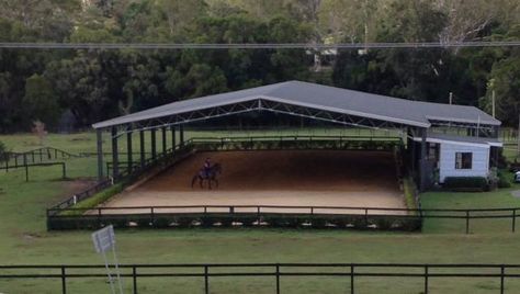 Indoor Horse Riding Arena, Horse Farm Layout, House Chicken Coop, Horse Riding Arena, Dream Barn Stables, Steel Workshop, Equestrian Barns, Barn Layout, House Chicken