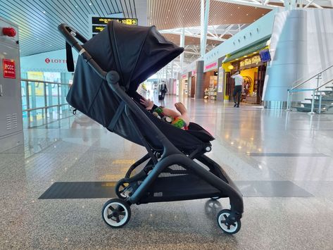 Carry On Strollers That Fit Into The Overhead Bin 2023 • Flying With A Baby - Family Travel Allowance Chart, Best Travel Stroller, Toddler Stroller, Babyzen Yoyo, Flying With Kids, Flying With A Baby, Lightweight Stroller, Cabin Luggage, Cabin Bag