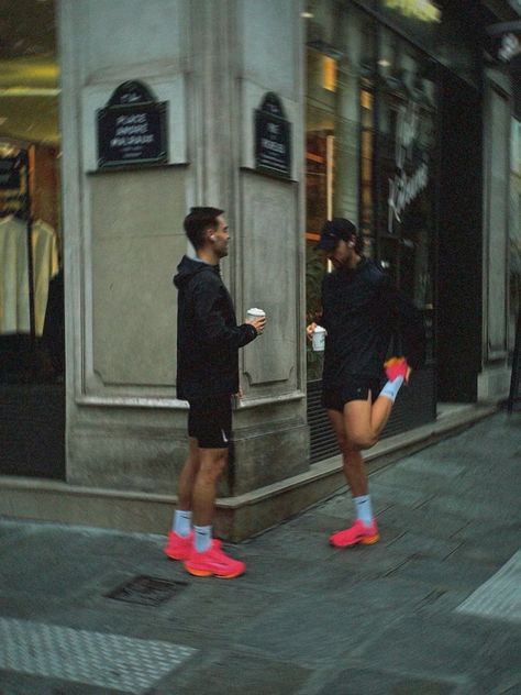 Image posted on Jul 18, 2024 – @saintmarc on Tumblr City Running Aesthetic, Run Club Aesthetic, Running Photoshoot, Sporty And Rich Aesthetic, Athlete Lifestyle, Running Vibes, Trail Running Photography, Hybrid Athlete, Workout Aesthetics