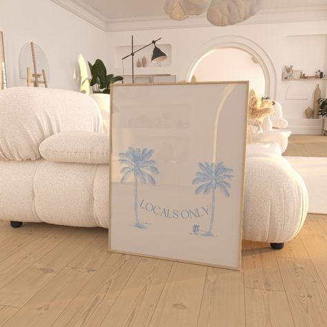 Cowgirl Coastal Aesthetic, Coastal Cowgirl Room Decor, Cowboy Boots Beach, Living Room Beachy, Classic Dorm Room, Vintage Dorm Room, Coastal Cowgirl Bedroom, Coastal Cowgirl Room, Tropical Apartment