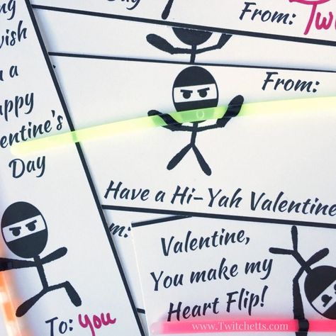 Grab these fun Printable Valentines! They are a fun non-candy Valentine for boys and girls to pass out! Ninja Valentine, Valentine Card Printable, School Valentine Cards, Valentine Card Template, Valentines Diy Kids, Boys Valentines, Valentines Bricolage, Valentines Date Ideas, School Valentines