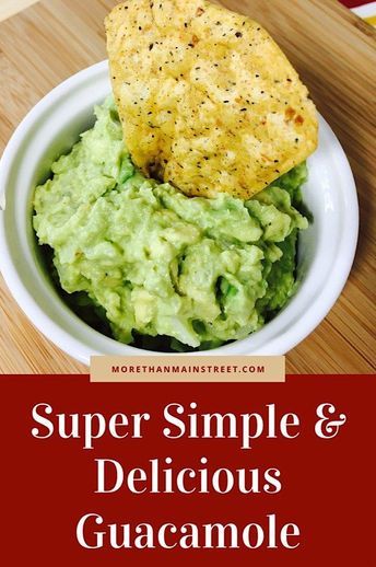 Homemade Guacamole Recipe Easy, Guacamole Recipe Easy Homemade, Gucomole Recipe, Simple Guacamole Recipe, Catering Appetizers, Simple Guacamole, Easy Guacamole Recipe, Homemade Guacamole Recipe, Avocado Guacamole