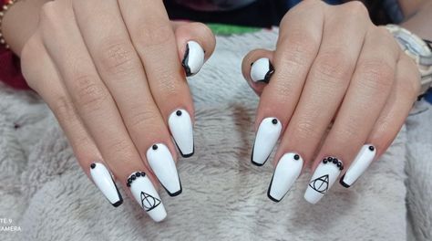 Deathly Hallows Nails, Harry Potter Nails, Harry Potter Deathly Hallows, Deathly Hallows, White Nails, Harry Potter, Nails, White