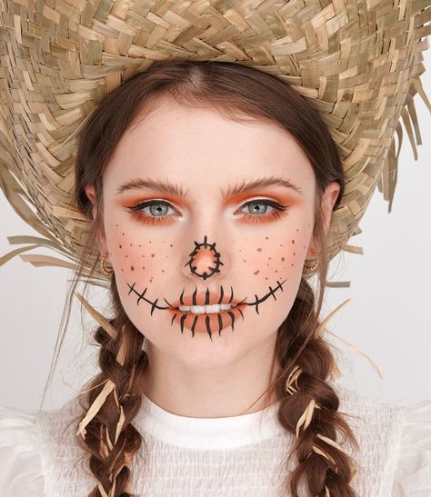 Diy Scarecrow Face, Scarecrow Makeup Ideas, Scarecrow Face Paint, Scarecrow Halloween Makeup, Scarecrow Mask, Cute Scarecrow, Scarecrow Makeup, Diy Scarecrow, Scarecrow Face