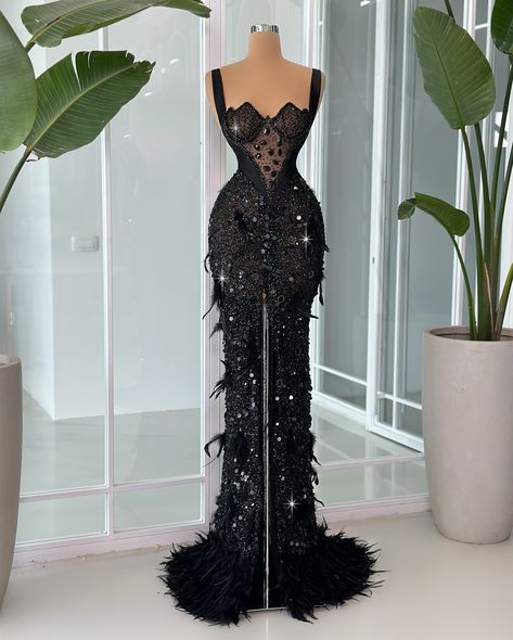 Forever black dress addicts🖤 #blackdress #eveningdress #dress #dresses #fashion Met Gala Prom Dresses, Gala Prom Dresses, Dresses With Crystals, 18th Birthday Dress, Prom Dresses Mermaid, Gorgeous Prom Dresses, High Fashion Dresses, Dressy Casual Outfits, Senior Prom Dresses