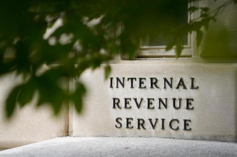 Williams: Elizabeth Warren’s new IRS bill out of touch with voters Tax Day, Tax Brackets, Irs Taxes, Internal Revenue Service, Income Tax Return, Higher Income, Tax Season, Tax Credits, Filing Taxes