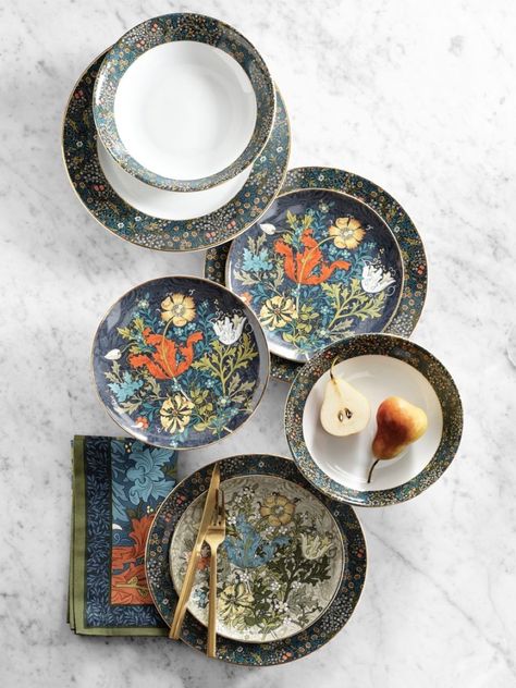 Bold Dinnerware Free Kitchen Design, Table Setting Inspiration, Kids Pottery, Organization Furniture, Textile Designer, Decorative Borders, Bar Glassware, Botanical Pattern, Pottery Barn Teen