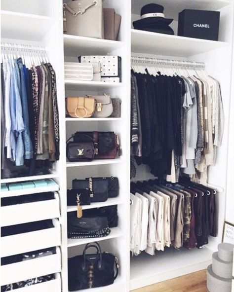 The changing of seasons is the perfect time for a closet clean out. These are the BEST tips for getting the job done (so you can shop for more, duh). Organized Closet, Closet Room, Dream Closets, Closet Goals, Closet Inspiration, Room Closet, Walk In Wardrobe, Master Closet, Wardrobe Closet