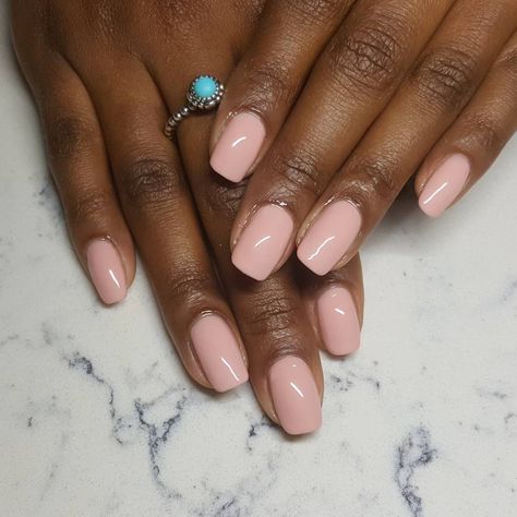 Bio Seaweed Gel in Peaches by @brendas.nails Natural Peach Nails, Peach Pink Gel Nails, Peach Glazed Nails, Peach Acrylic Nails, Bio Seaweed Gel, Natural Gel Nails, Jade Nails, Gel Polish Manicure, Manicure Gel