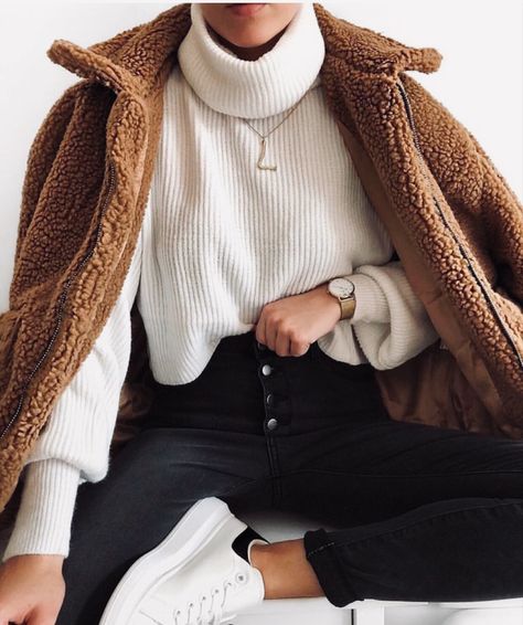 @𝒦𝑒𝓃𝓏𝒾𝑒𝓍𝓌𝒾𝓁𝓁𝓈 Winter Mode Outfits, Weather Outfits, Style Inspiration Fall, Outfit Goals, Looks Style, Mode Inspiration, Looks Vintage, Fall Winter Outfits, Fashion Pictures