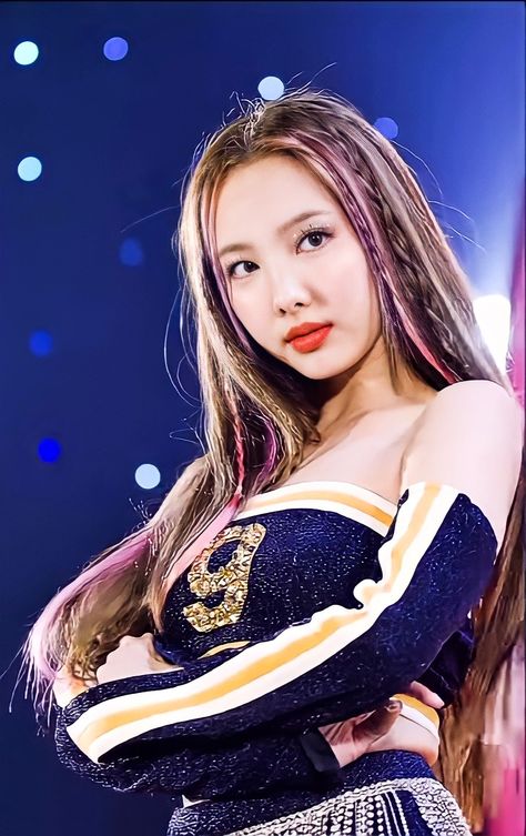 Twice Album Kpop, Nayeon Twice, Im Nayeon, The Feels, Kpop Girl Groups, Pretty Woman, Photo Cards, Kpop Girls, Cool Outfits