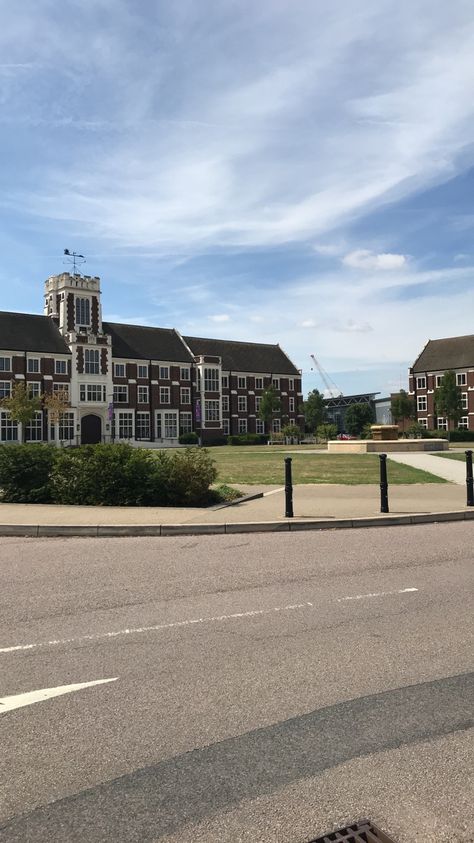 Loughborough University Loughborough University Aesthetic, Nomi Aesthetic, Uni Manifestation, Uni Moodboard, University Rooms, Uni Dorm, Sports Media, School Plan, Uni Life