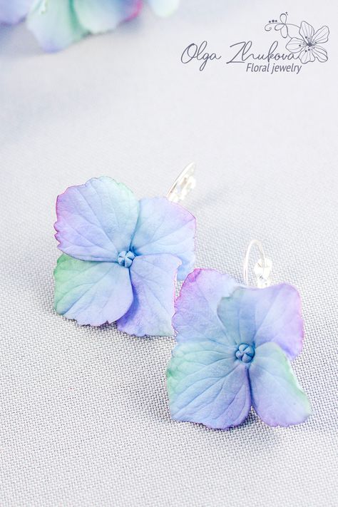 Clay Hydrangea, Hydrangea Jewelry, Hydrangea Earrings, Cold Porcelain Jewelry, Real Flower Earrings, Earrings Real, Polymer Clay Flower Jewelry, Polymer Clay Jewelry Tutorials, Botanical Earrings