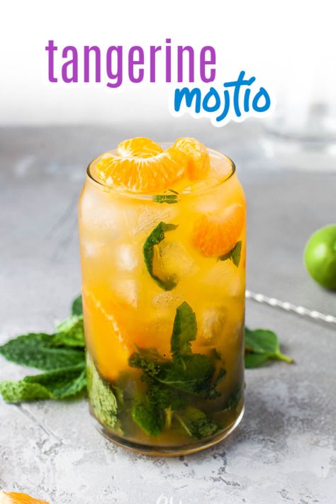 Tangerine Drink, Mandarin Cocktail, Tangerine Cocktail, Areca Plates, Citrus Party, Citrus Cocktail, Fiesta Recipes, Citrus Drinks, Classic Mojito