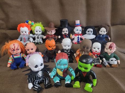 Horror Dolls Diy, Diy Halloween Doll, Dolls Creepy, Ghost Doll, Creepy Doll Halloween, Creepy Baby Dolls, Halloween Themed Birthday Party, Scary Halloween Decorations Outdoor, Scary Halloween Decorations Diy