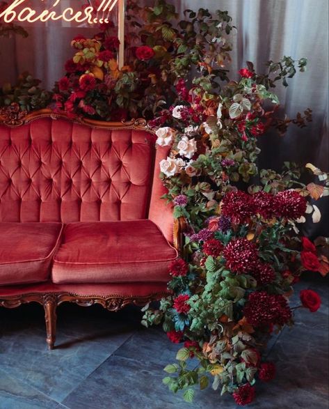 Couch Floral Installation, Red Floral Installation, Red Flower Arrangements, Green Ceiling, Wedding Photo Walls, Holiday Mini Session, Red Couch, Red Wedding Flowers, Floral Installations