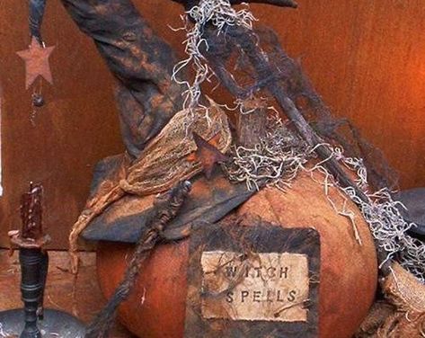 Primitive Halloween Decor, Primitive Pumpkin, Food Decor, Primitive Halloween, Witch Spell Book, Primitive Crafts, Pumpkin Witch, Halloween Food, Primitive Christmas