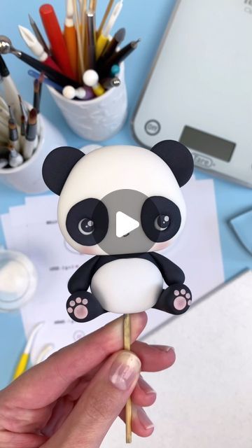 Crumb Avenue on Instagram: "New templates now available!🥰💕 Link in bio.💕

#caketopper #fondant #cake #cakedecorating #craft #crumbavenue #panda #cutepanda #crumbavenuetutorials 

Music by Bensound." Panda Fondant, Clay Panda, Panda Cake, Play Doh, Fondant Cake, Cute Panda, Diy Clay, Cake Toppers, Fondant