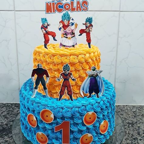 Dragon Bollz, Dragonball Z Cake, Soccer Birthday Cakes, Anime Cake, Ball Birthday Parties, Soccer Birthday, Dragon Birthday, Ball Birthday, Dragon Ball Goku