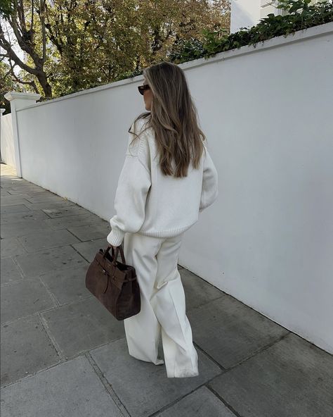 Miami Dinner Outfit, November Fashion, Postpartum Fashion, Cream Aesthetic, Dinner Outfit, Old Money Aesthetic, Formal Style, White Outfits, Street Style Outfit