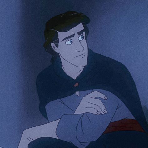 Prince Eric Animated, Prince Eric Icon, Prince Eric Aesthetic, Descendants Shifting, Prince Eric Disney, Eric Little Mermaid, Eric Aesthetic, Fiction Men, Principe Eric