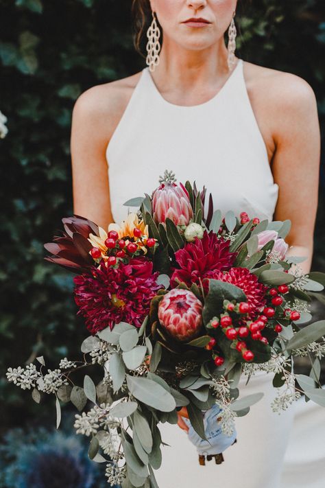 Eclectic Bouquet of Eucalyptus, Berries, Dahlias and Protea Bright Centerpieces, Eucalyptus Wedding Bouquet, Bohemian Bouquet, Garden Rose Bouquet, Greenery Centerpiece, Honeymoon Style, Wedding Veil Accessories, Wedding Proposals, Colorful Bouquet