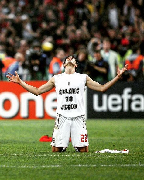 Kaka I Belong To Jesus, Ex Girlfriend Memes, Ricardo Kaka, Lionel Messi Posters, Messi Poster, Messi Photos, Messi And Neymar, Neymar Football, Soccer Photography