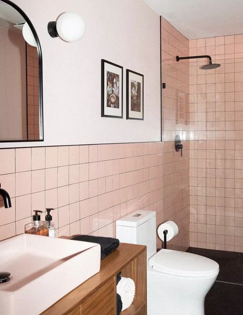 Pink And Terracotta Bathroom, Pink Tile Bathroom Ideas, Shower With Tile, Nashville Airbnb, Modern Pink Bathroom, Pink Tile Bathroom, Pink Bathroom Tiles, Retro Pink Bathroom, Makeup Bar