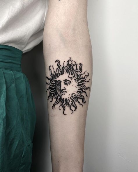 Art Inspired Tattoos, Woodcut Tattoo, Father Tattoos, Medieval Tattoo, Engraving Tattoo, Sun Tattoos, Traditional Tattoo Art, Tattoo Portfolio, Jewelry Tattoo