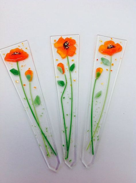 Fused Glass Poppies, Paint Sticks, Plant Stakes, Glass Fusion Ideas, Fused Glass Artwork, Kiln Formed Glass, Fused Glass Ornaments, Glass Fusing Projects, Glass Inspiration