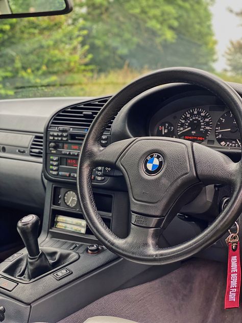 E36 Interior, Bmw Car Models, Subaru Cars, Classic Sports Cars, Street Racing, Plus Size Models, German Cars, Bmw 3 Series, Car Stereo