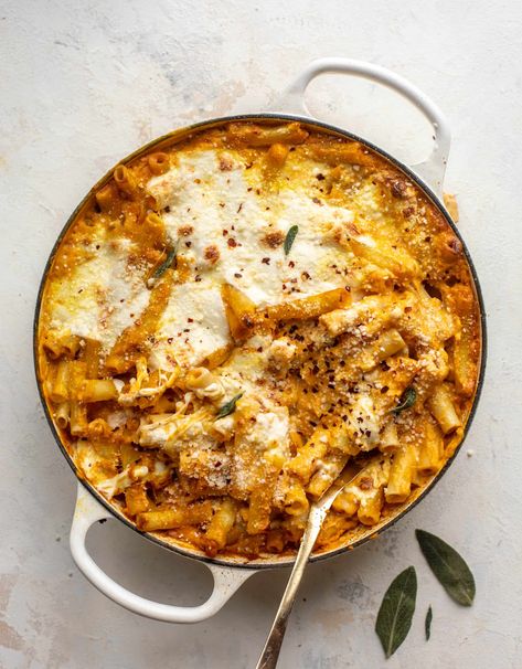 Cozy Fall Dinner, Pumpkin Pasta Recipe, Fall Pasta, Savory Pumpkin, Chicken Pumpkin, Dinner Pasta, Pumpkin Sauce, Pumpkin Pasta, Burrata Cheese