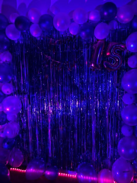 Halloween Party Photo Booth, Euphoria Birthday, Y2k Birthday Party, Euphoria Theme, Halloween Engagement, 19th Bday, Euphoria Party, 15th Birthday Party Ideas, Halloween Party Photo