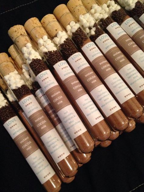 10 Ways to Create Affordable Wedding Favours | Printed.com Hot Chocolate Favors, Creative Wedding Favors, Inexpensive Wedding Favors, Winter Wedding Favors, Wedding Favors And Gifts, Chocolate Favors, Wedding Favors Cheap, Hot Chocolate Mix, Wedding Winter