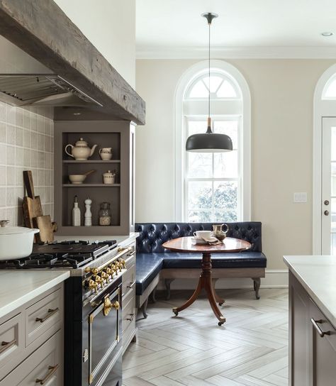 European kitchen | National Kitchen and Bath Association Design Awards Euro Farmhouse, Coloured Kitchens, European Farmhouse Kitchen, European Kitchen Design, Mountain Farmhouse, Moms Kitchen, European Kitchen, Pretty Homes, European Kitchens