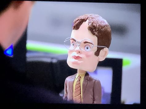 The Office Dwight #Dwight #bobblehead Dwight Bobble Head, The Office Dwight, Reel Ideas, Bobble Head, Badge Reel, The Office, Figurines, Entertainment