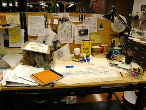 Kitchen counter a pile of bills?  Chances are your financial situation is cluttered too. Fix it w/these tips. Office Hacks, Messy Desk, Increase Creativity, Messy Room, Space Time, Work Desk, Tidy Up, Drafting Desk, Desk Decor