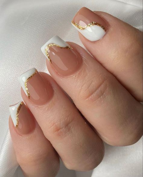 Money Acrylic Nails, Classic Short Nails, Uñas Old Money, Gel Toe Nails, Nails Yellow, Acrylic Toe Nails, Subtle Nails, Simple Gel Nails, Basic Nails