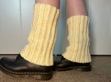 Crochet Leg Warmers Free Pattern Kids, Boho Leg Warmers, Crochet Leg Warmers Free Pattern, First Crochet Project, Leg Warmers Crochet Pattern, Leg Warmers Pattern, First Crochet, Crochet Leg Warmers, Super Saver