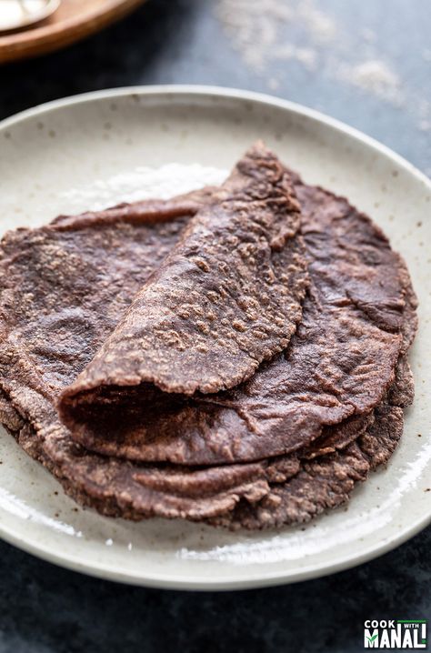 Ragi Roti Ragi Roti, Easy Homemade Cookie Recipes, Ragi Recipes, Missi Roti, Vegetarian Indian Food, Moringa Recipes, Roasted Winter Vegetables, Ragi Flour, Easy Homemade Cookies